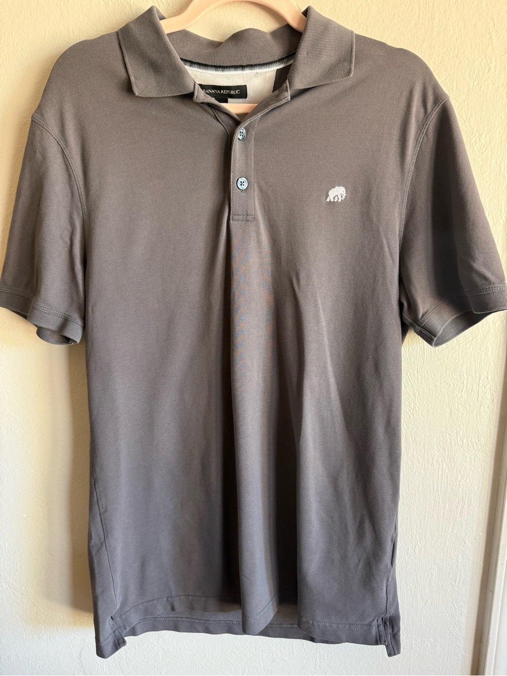 Banana Republic Men's Taupe Polo with Subtle Logo size M